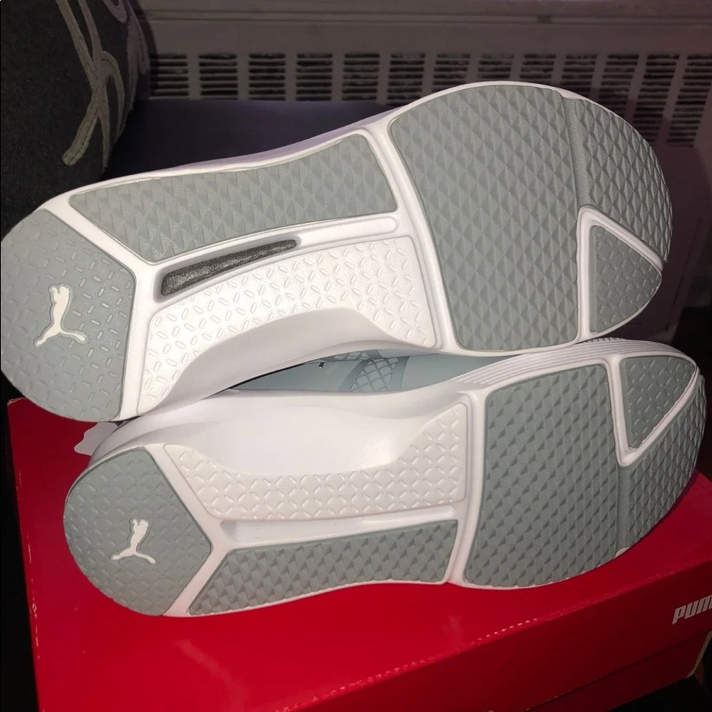 Pumas - Picture 3 of 3